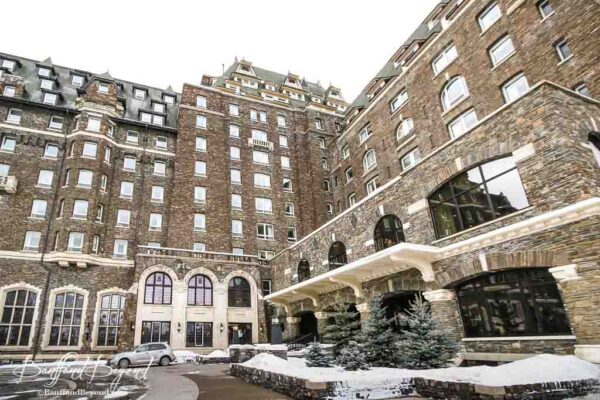 majestic exterior of the banff springs hotel